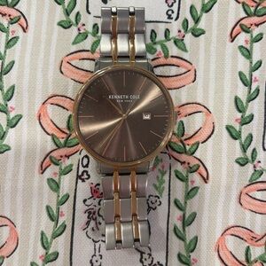 KENNETH COLE NY 2 tone watch . Large face. ELEGANT!!!